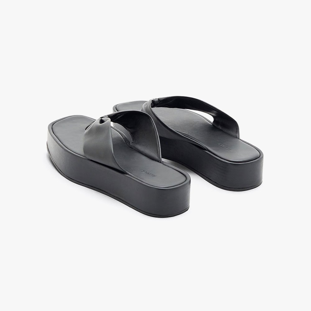 Muaddi Johana Flatform Flip Flops Amina - Image 3