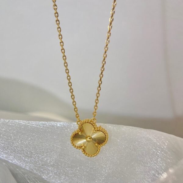 22K Gold Plated Van Cleef & Arpels Necklace - Image 3